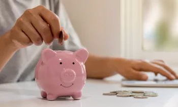 Жогорку Кенеш принял ключевые законы по инвестициям и ценным бумагам