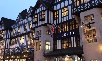 Королевский монетный двор выпустил новые монеты к 150-летию торгового дома Liberty