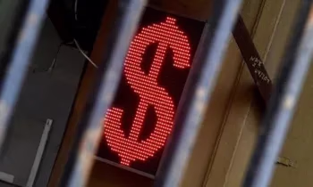 На 10 дней приостановлено действие лицензий пяти обменных бюро