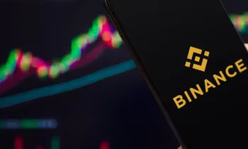 Полугодовой отчет: крипторынок стабилизировался после турбулентности