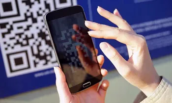 Кыргызстан переходит на QR: Нацбанк намерен масштабировать безналичные расчеты