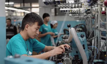 Продление молодежных стажировок: стипендия – 8,6 тысячи сомов в месяц