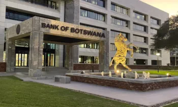 В честь 50-летия Центробанка Ботсваны выпущена банкнота номиналом 50 ботсванских пул