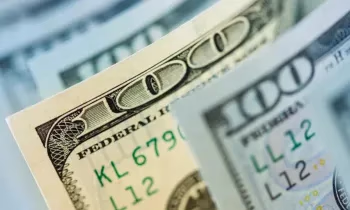 Обменное бюро временно закрыто, 11 кыргызстанцев оштрафованы за незаконный обмен валюты