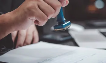 Регулятор зарегистрировал новые эмиссии и одобрил проведение лотерей