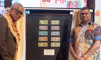 В Республике Фиджи представили новые полимерные фиджийские доллары