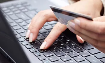 Обещала открыть путь. Бишкекчанка подозревается в интернет-мошенничестве