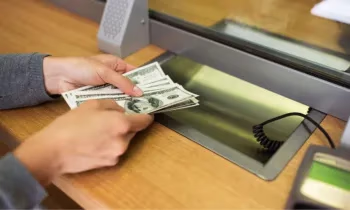 Нацбанк применил санкции к пунктам обмена валюты в Джалал-Абадской области