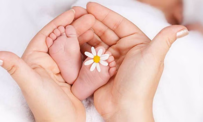 В Кыргызстане вводят ежемесячное пособие для всех детей до трех лет