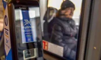 Акысыз которуп отуруулар жана накталай төлөмдөн толугу менен баш тартуу: Бишкектеги коомдук транспортто эмнелер өзгөрөт?