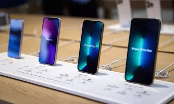 Сотрудника ГНС задержали по делу о контрабанде смартфонов