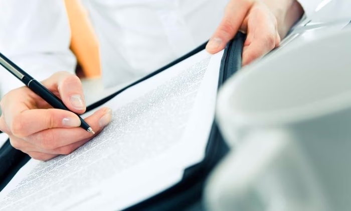 Мошенники открыто предлагают фальшивые справки о доходах