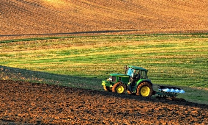 Фермерам помогут с выплатами процентов