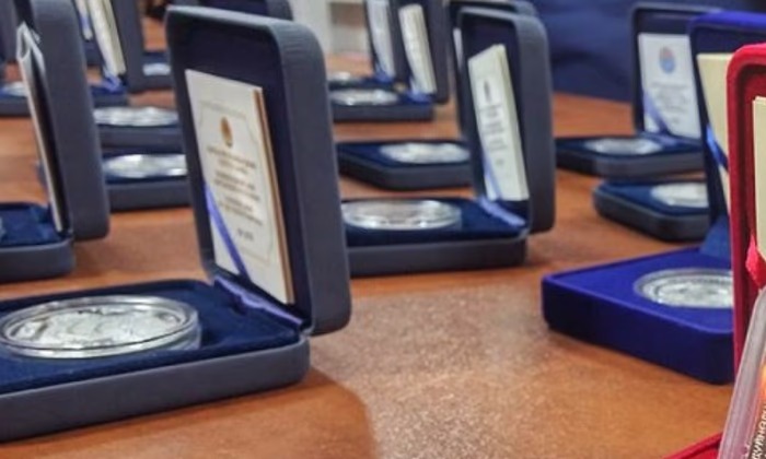 На радость нумизматам НБ КР в 2022 году выпустит две памятные монеты