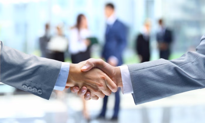 Как правильно выбрать финансового посредника?