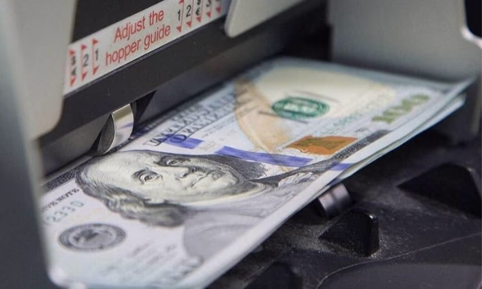 НБ КР провел седьмую интервенцию