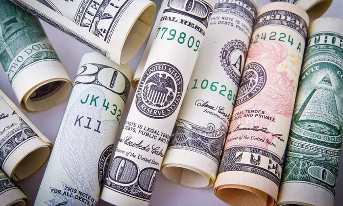 Доллар стремится к росту