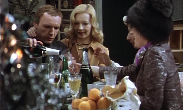 Во сколько обойдется заветный «тазик» оливье на новогоднем столе?