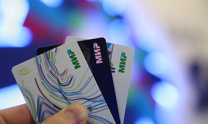 Какие банки Кыргызстана обслуживают сейчас карты «Мир»?