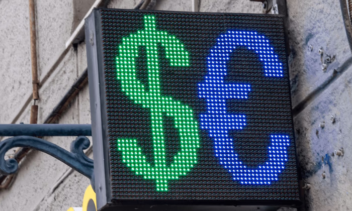 С начала 2023 года проведено 79 проверок обменных бюро и 27 - комбанков