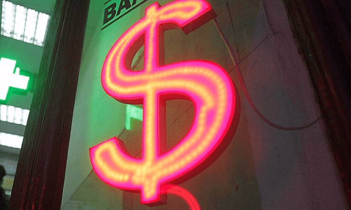 Три обменных бюро оштрафованы на 55 000 сомов