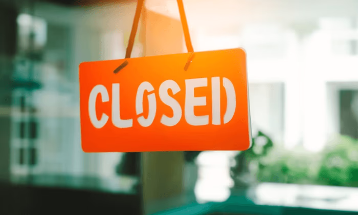 Приостановлено действие лицензий двух обменных бюро Бишкека