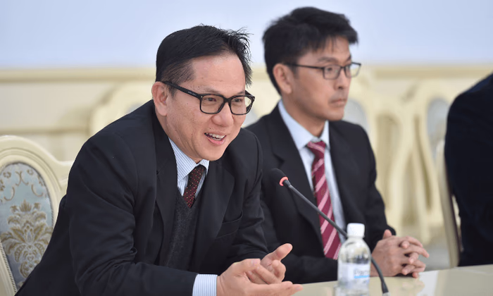 Акылбек Жапаров встретился с инвесторами из Сингапура