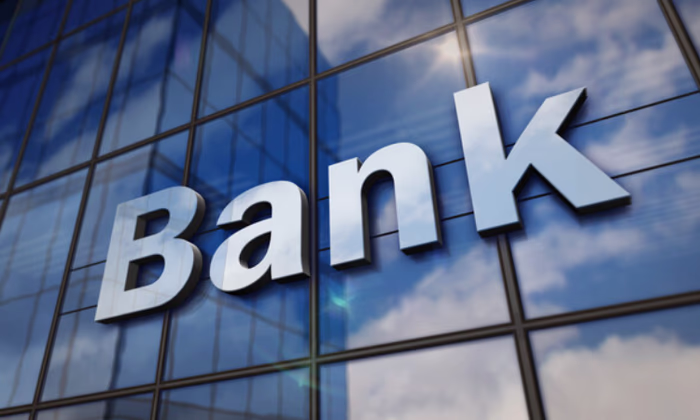 Какие меры воздействия НБ КР применил в отношении комбанков