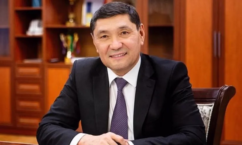 Аскарбек Джаныбеков покинул пост члена совета директоров «Айыл Банка»