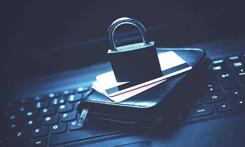 В Кыргызстане предложили усилить меры против мошенничества в банковской сфере