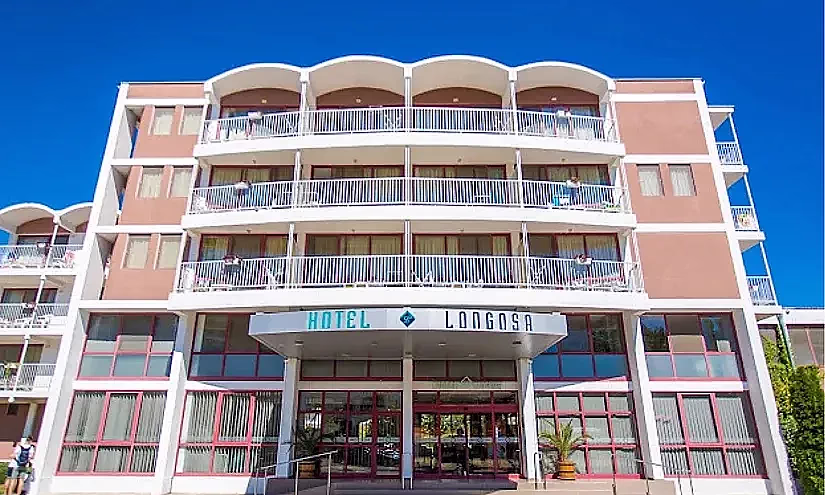 Пенсия – өкүм эмес: Бишкектик айым кантип Болгарияда кызматчы болуп, кыялдарын орундатты