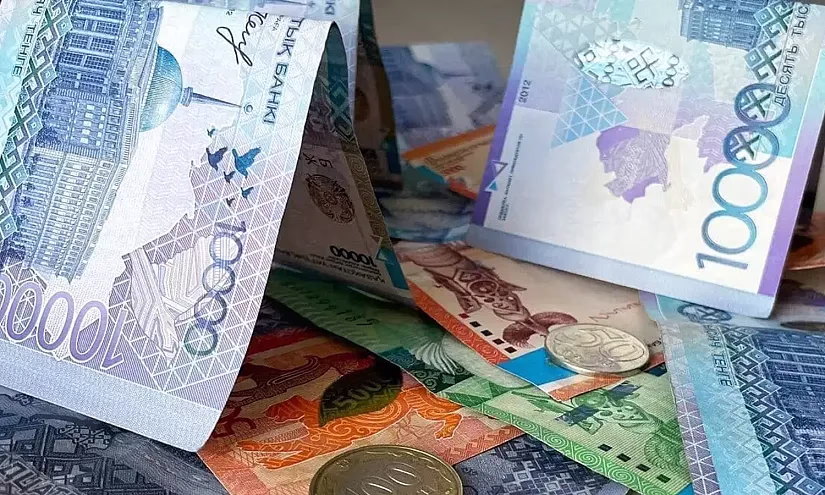 Поверив в «смартфонную» пирамиду, десятки людей лишились денег и дивидендов