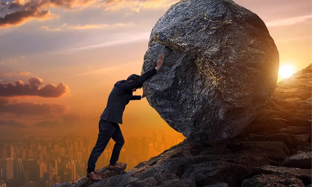 «Поднять валун» не удалось: Почему инвестиции в бедность не спасли жителей Боулдера от долгосрочных проблем