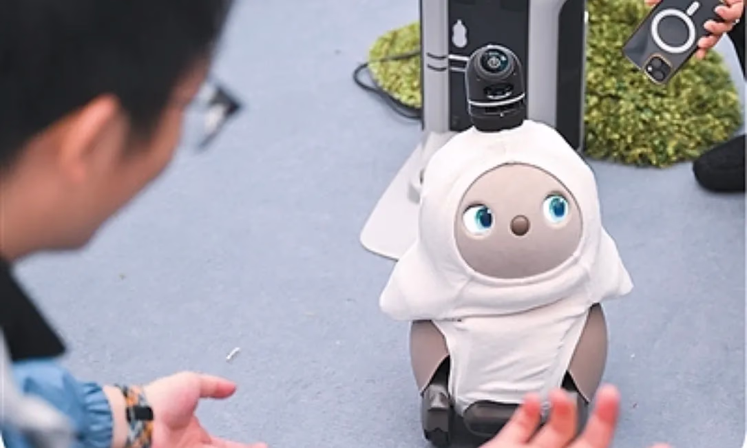 ИИ для детей и взрослых: Продажи ИИ-игрушек в Поднебесной взлетели в 6 раз