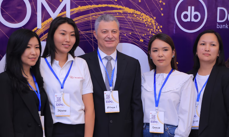 DemirBank стал генеральным партнером на форуме электронной коммерции