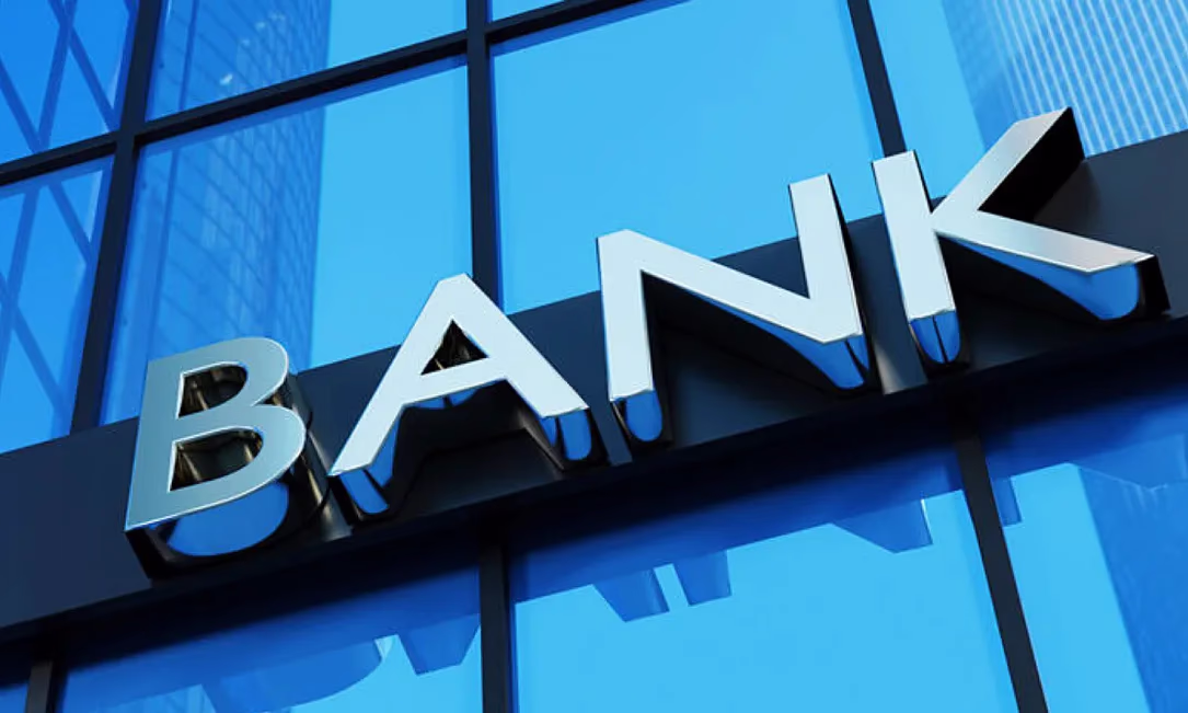 Регулятор согласовал кандидатуры на руководящие посты в трех банках КР