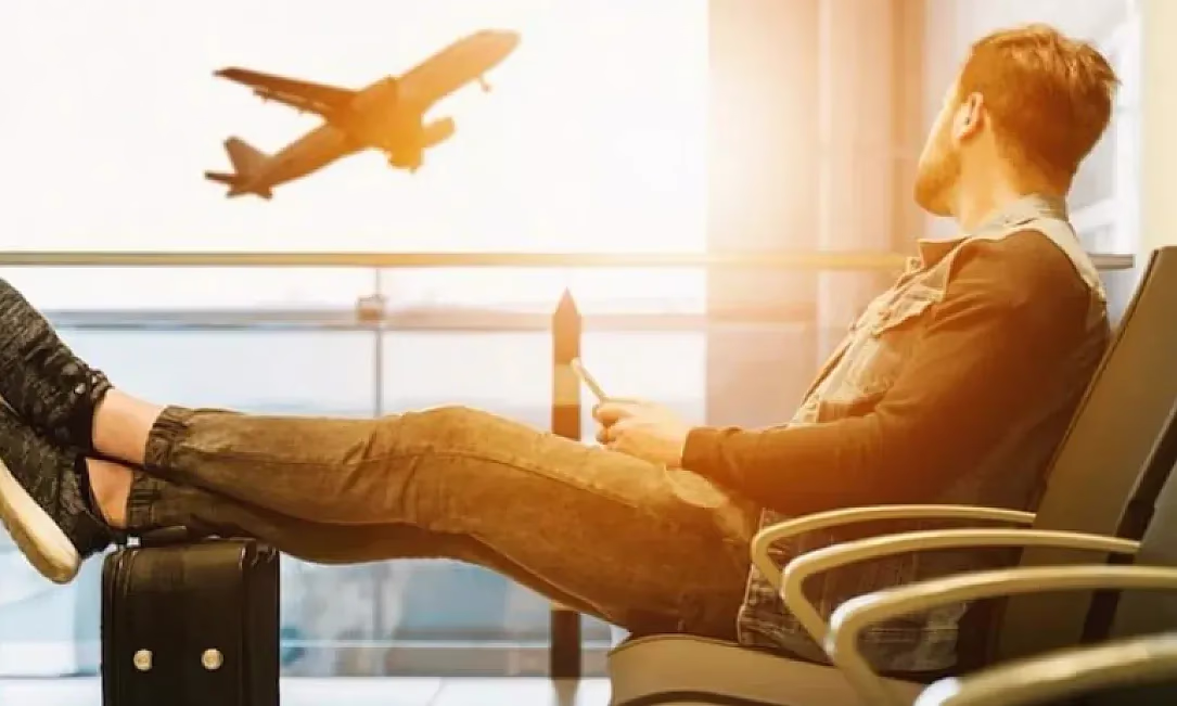 Өлкөдөн чыгууга коюлган чектөөлөрдү жана карыздарды текшерген онлайн-портал ишке киргизилди