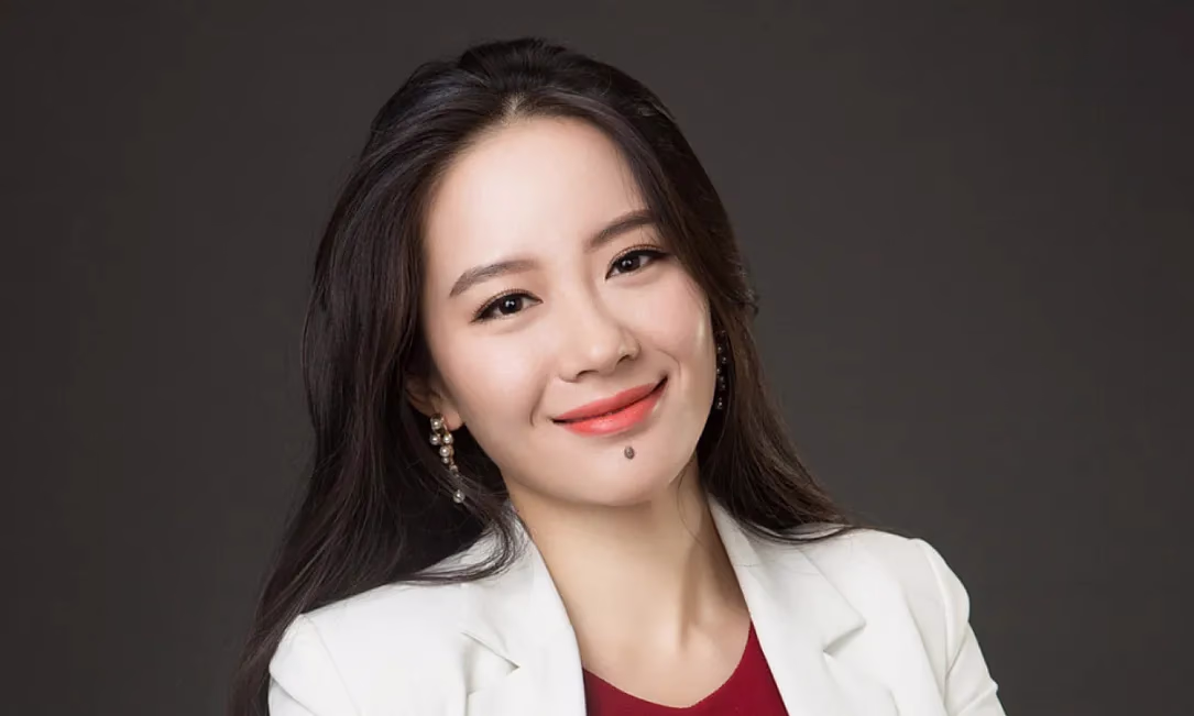 Binance назначила сооснователя И Хэ со-генеральным директором