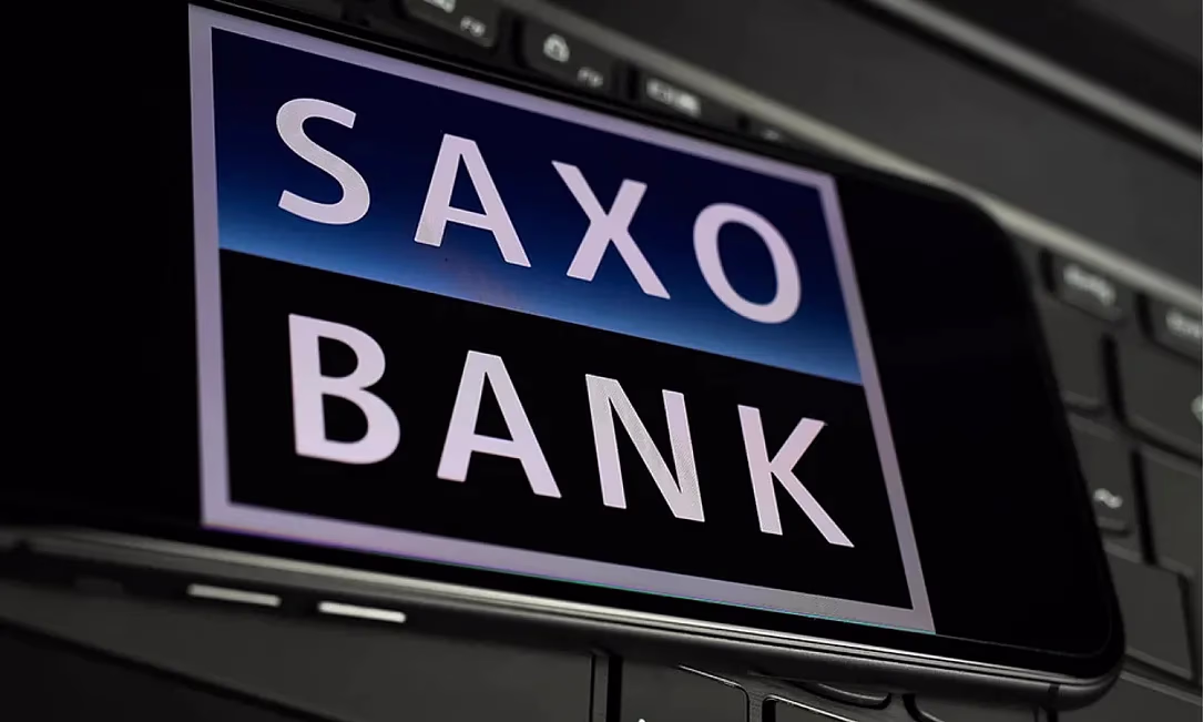 Запуск «золотого юаня» и биткоин, упавший до нуля? Шокирующие прогнозы Saxo Bank на 2026 год