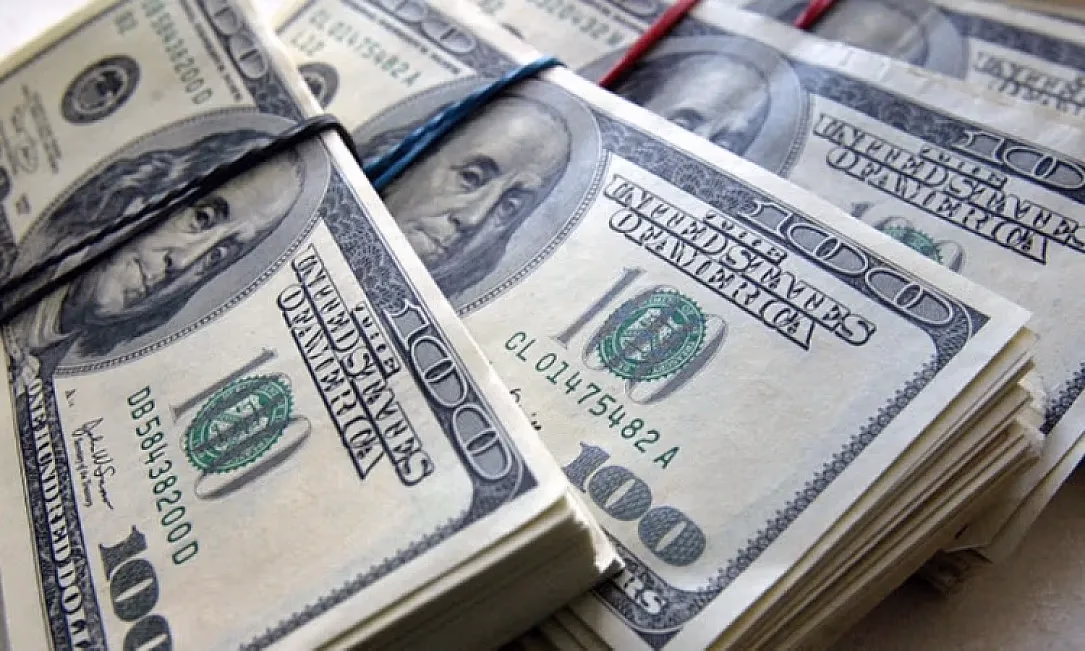 2025-жылы Улуттук банк сомду колдоо үчүн рекорддук 853 миллион доллар жумшады