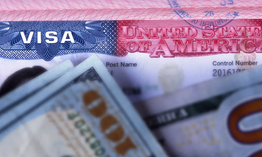 Кыргызстанцам придется вносить залог до $15 тысяч при получении виз в США