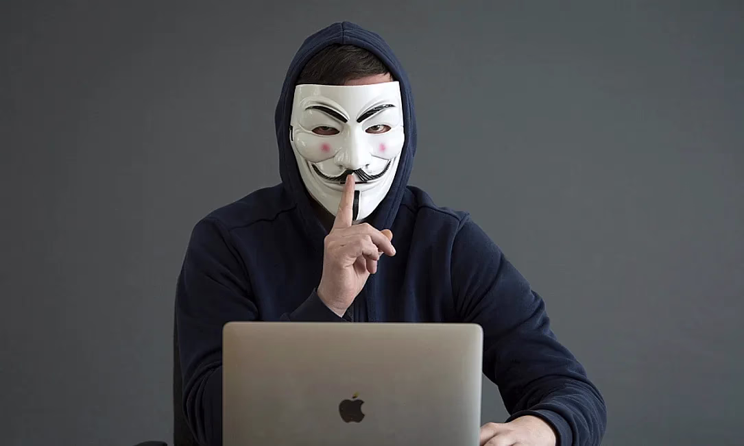 Банки обяжут предупреждать клиентов об ответственности за передачу карт третьим лицам