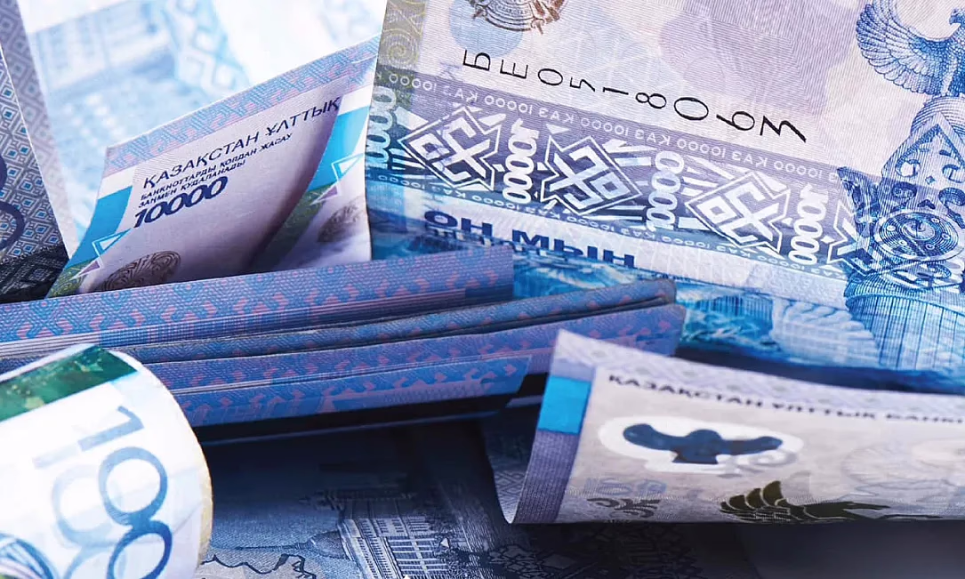 Нацбанк КР продлил приостановку ограничений по операциям с казахским тенге
