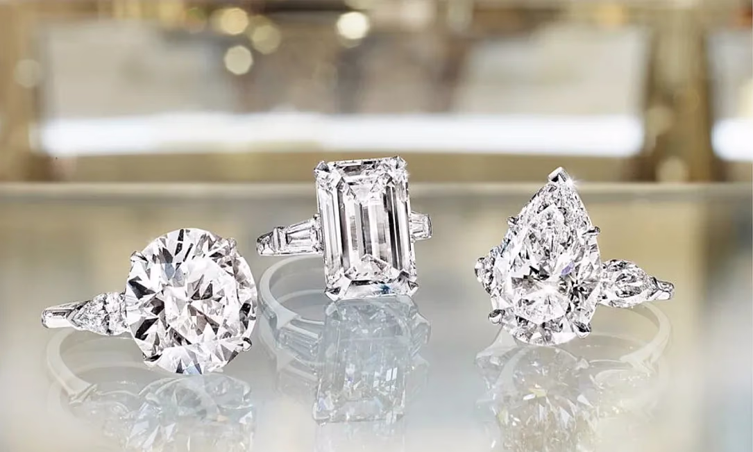 Золото со скидкой 2%: кабмин КР утвердил новый порядок продажи драгметаллов отечественным ювелирам