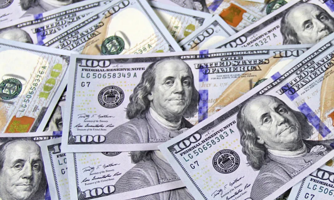 Нацбанк провел рекордную интервенцию на сумму 178,9 млн долларов