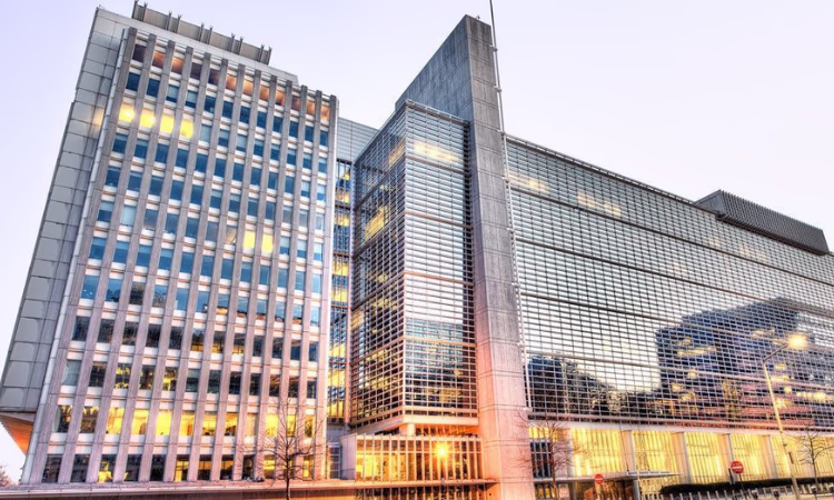 Всемирный банк выделил Кыргызстану 20 миллионов долларов на вакцинацию