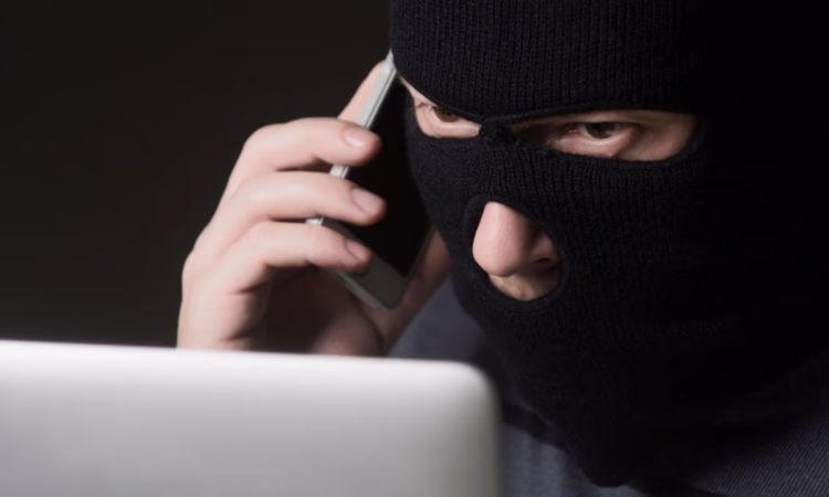 Преступники подделывают номера Контакт Центров банков