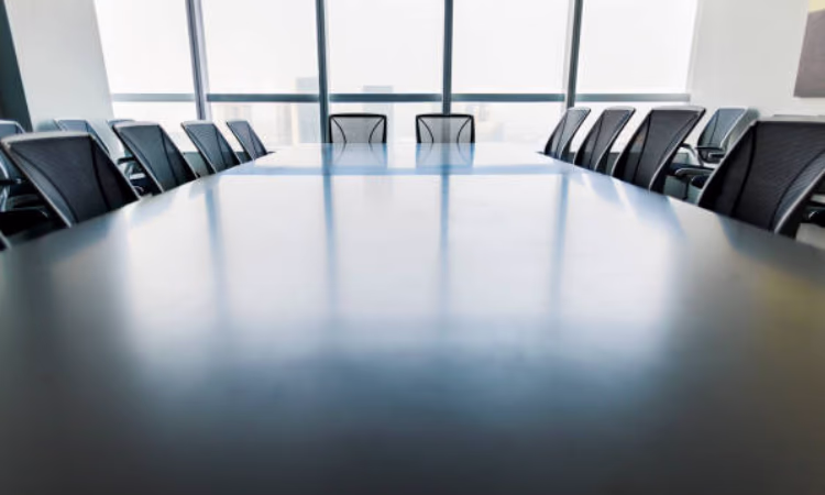 В НБ КР согласованы кандидатуры на ключевые должности в двух банках