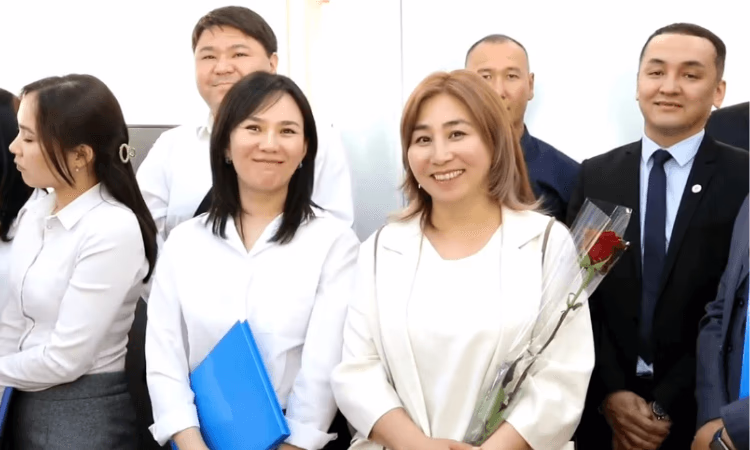 Сотрудники Нацбанка награждены за добросовестный труд и профессионализм