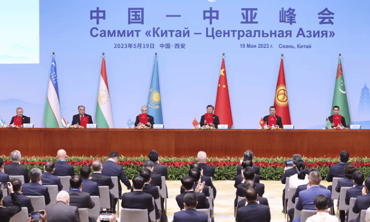 Госбанк развития Китая усилит финподдержку сотрудничества между Китаем и ЦА